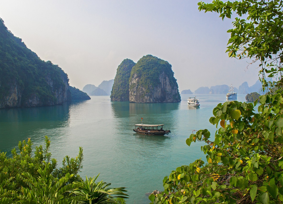 From Hanoi to Ho Chi Minh City, Places You Should Travel On Vietnam Tours