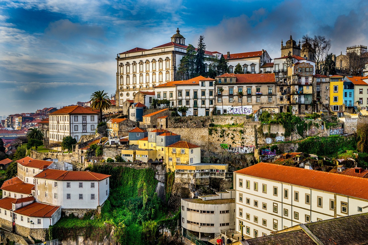 Best Things to Do in Portugal: From Ancient Ruins to Vibrant Festivals