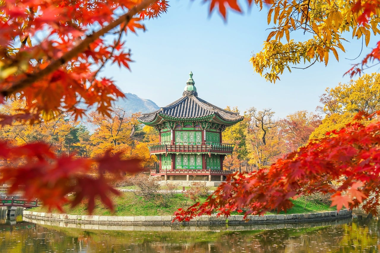 South Korea in April: A Blend of Tradition and Modernity