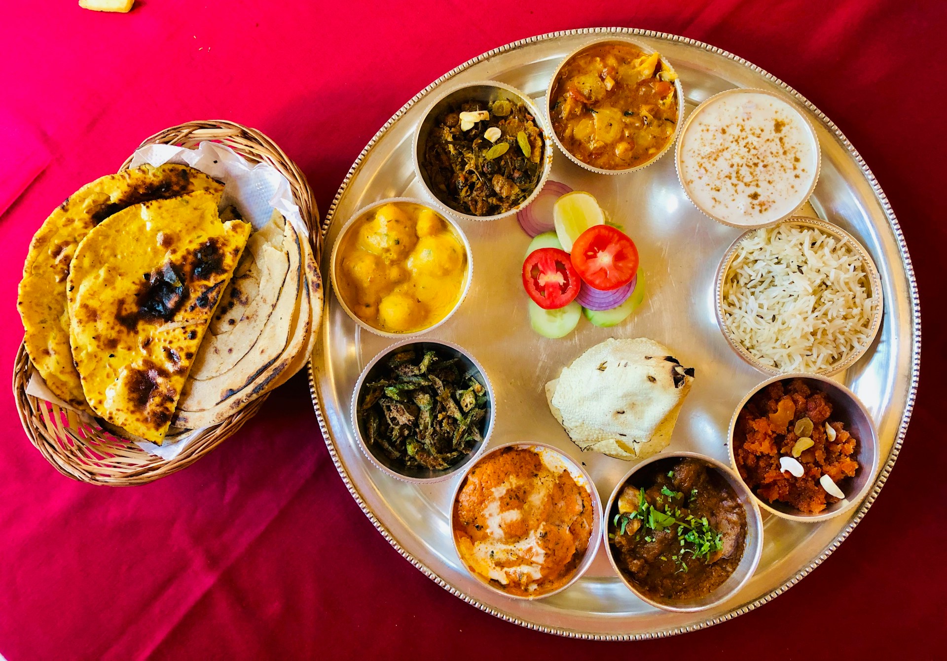Dive into India’s Top Foods to Eat in 2025: Culinary Delights and Best Eateries