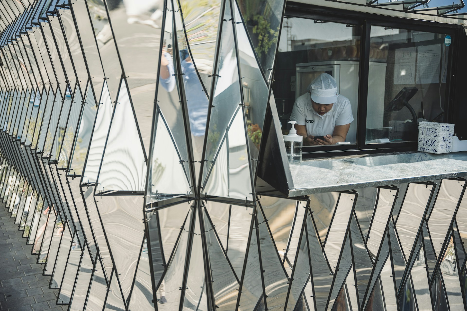 Luxury Dining in UAE: Fusion Cuisines & Top Michelin Spots 2025-26