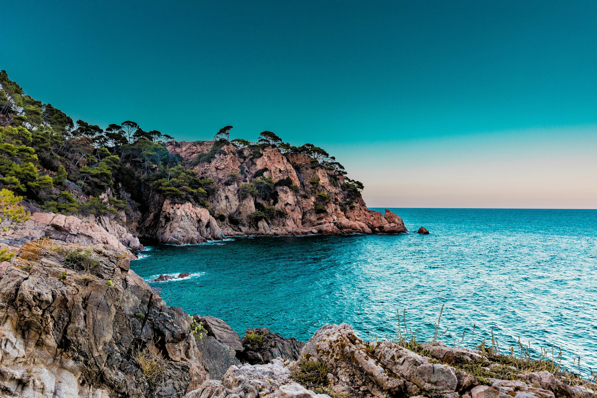 Best Places to Visit in Spain: Coastal and Inland Wonders