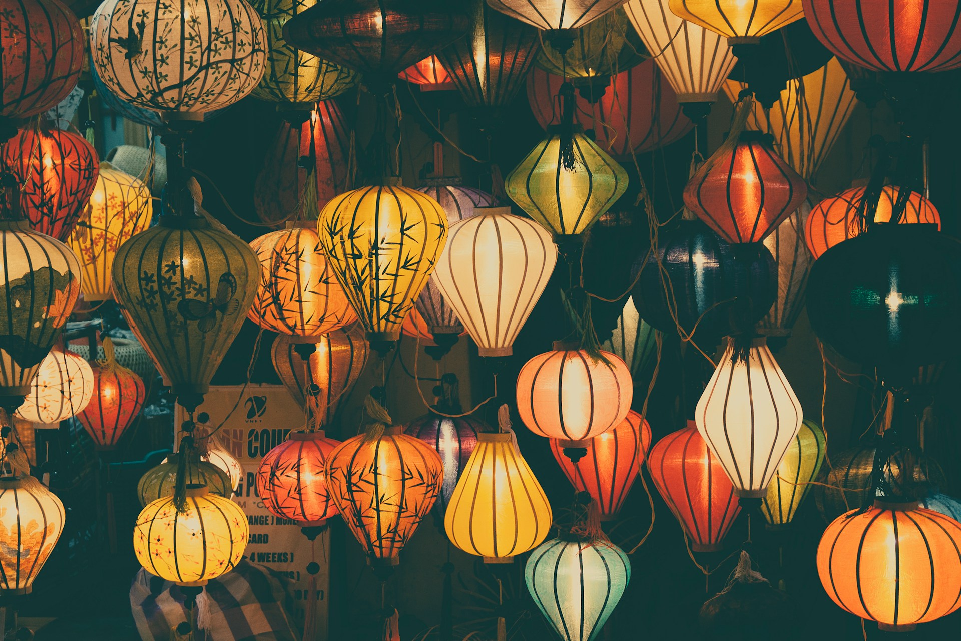 Best Things to Do in Hoi An: Lantern-Lit Streets & Ancient Sights