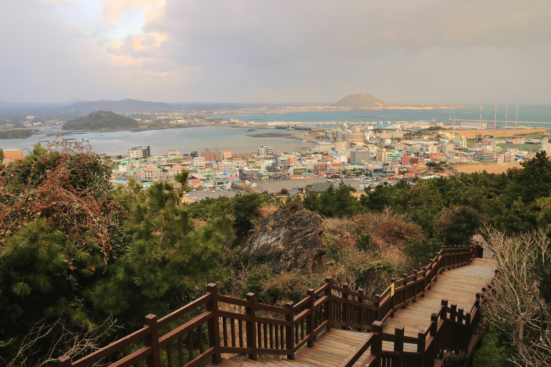 Jeju Island Travel Guide: Best Beaches, Hikes and 3–4 Day Itinerary