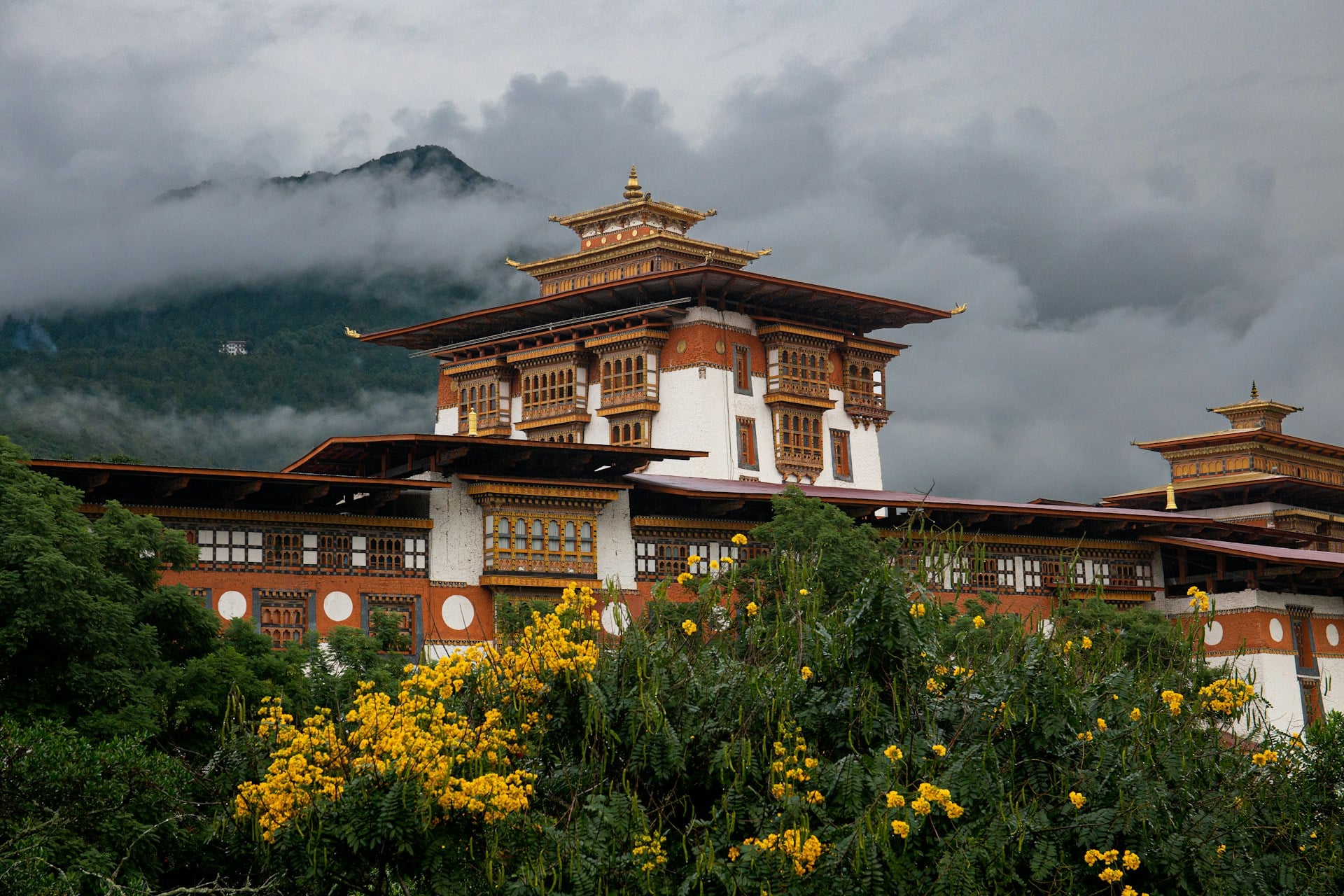 Best Places to Visit in Bhutan: Top Sights, Valleys & Scenic Passes