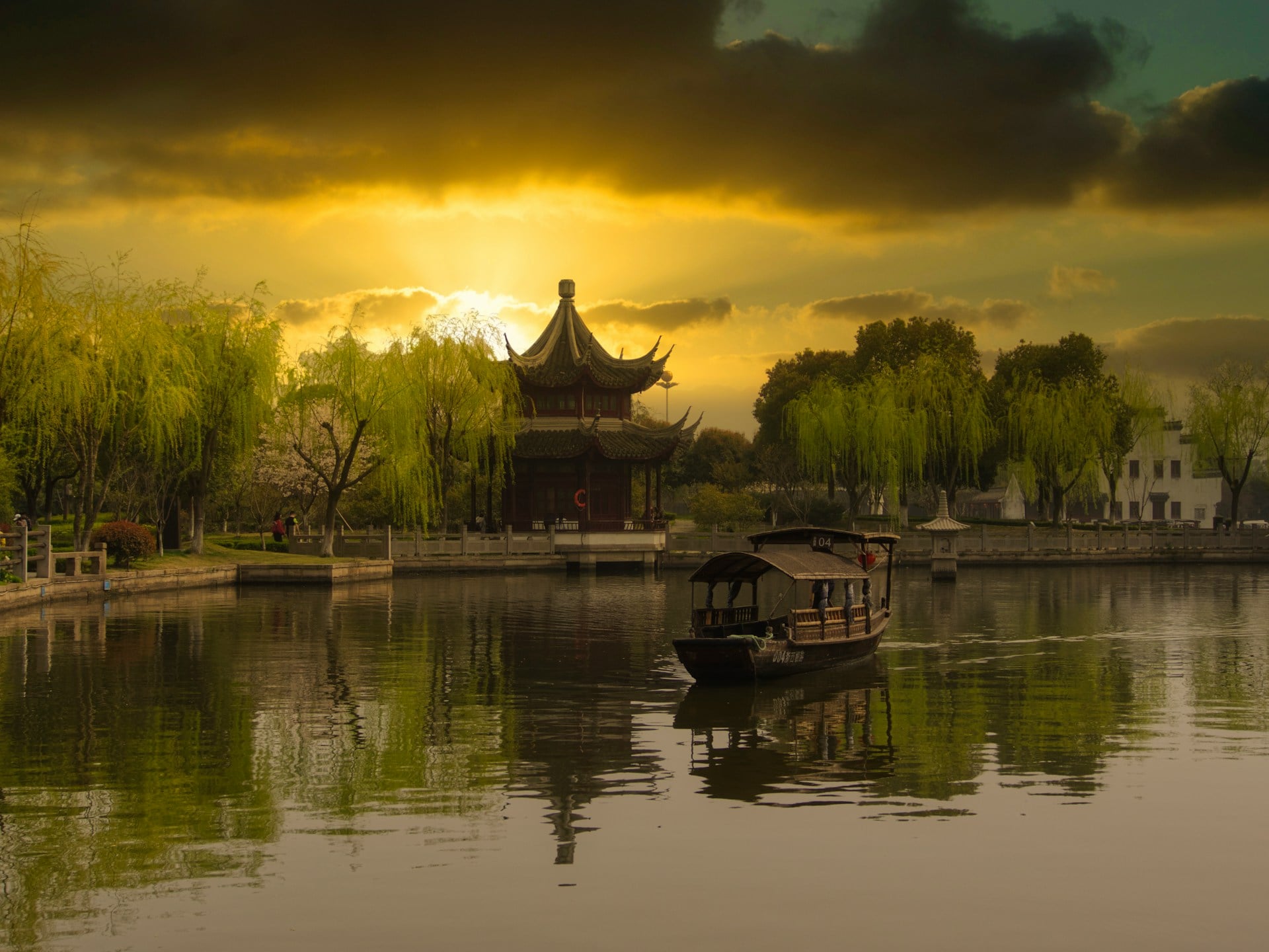 What Is the Best Time to Visit China? Weather, Crowds, Air Quality and the Worst Weeks to Avoid