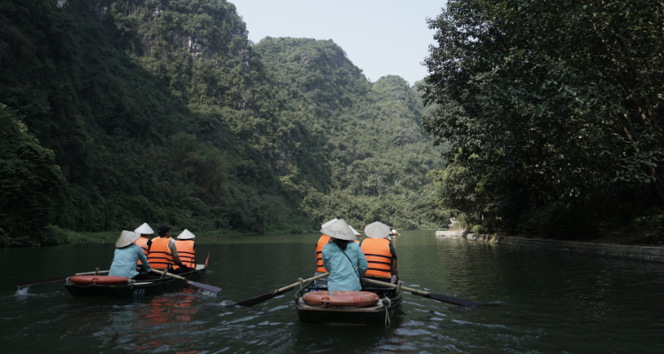 Plan a Trip to Vietnam
