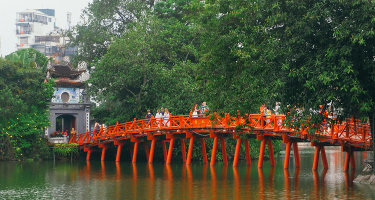 Plan a Trip to Vietnam
